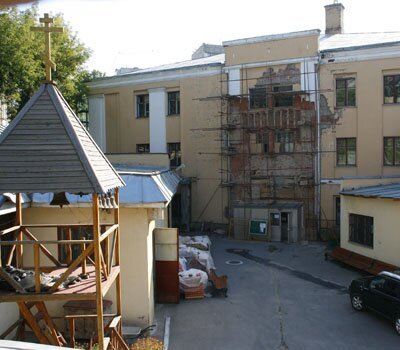 Западный фасад храма